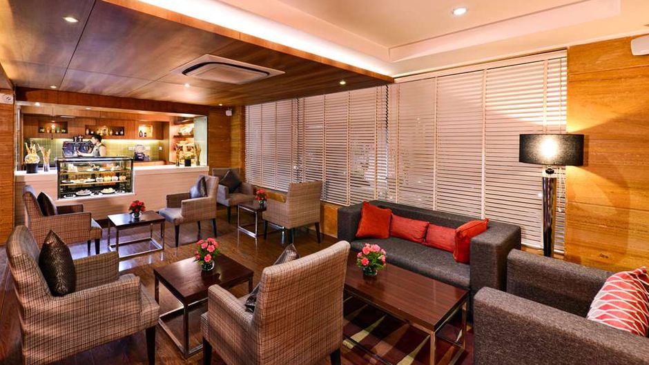 Quality Inn Gurgaon Restaurant