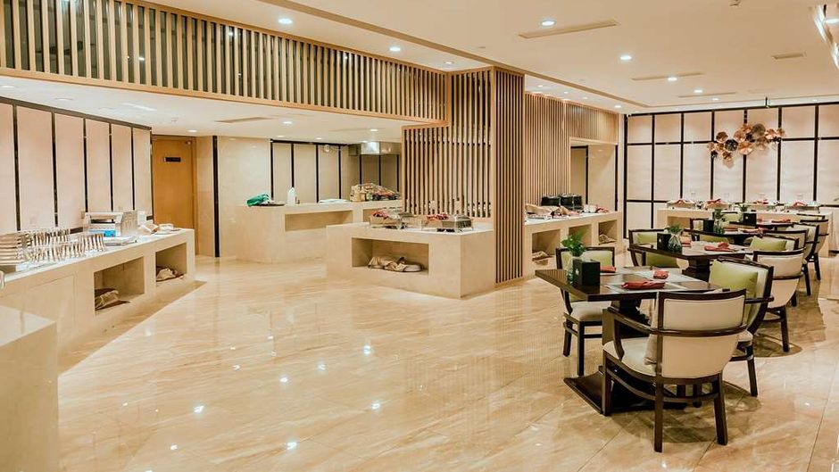 Days Inn by Wyndham Business Pl Sichuan Restaurant