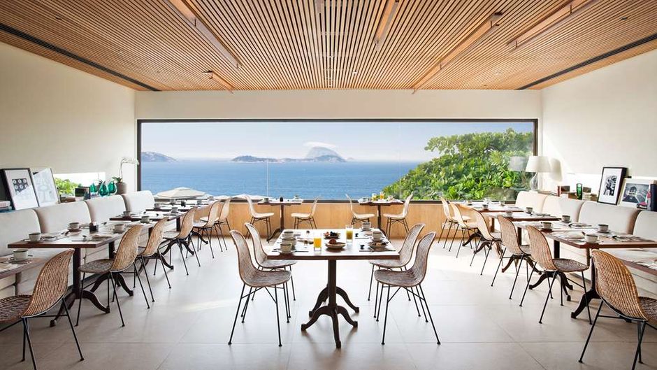 Janeiro Hotel Restaurant