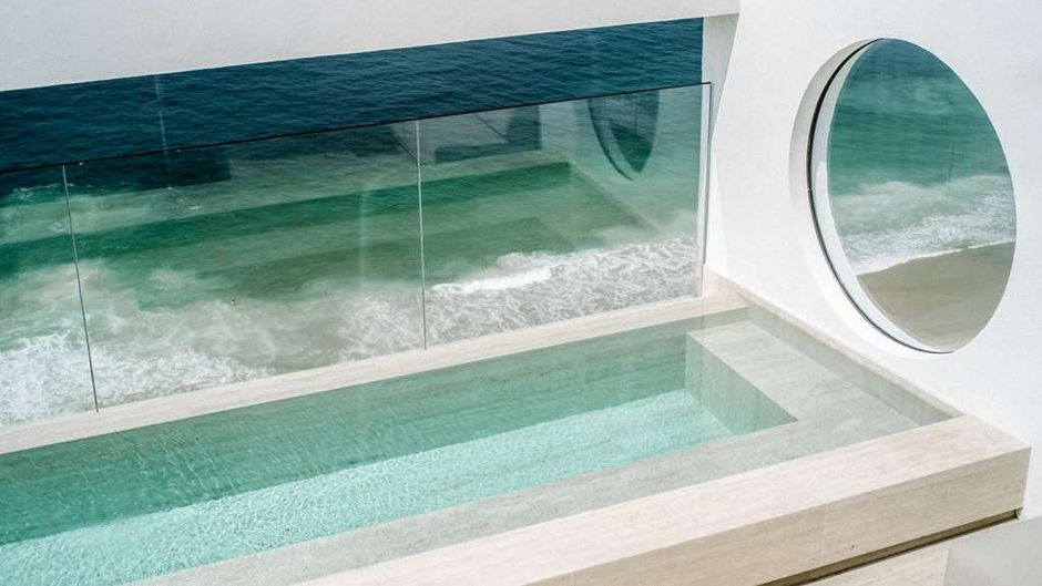 Janeiro Hotel Pool