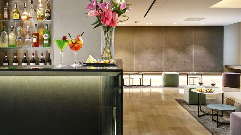 Glance Hotel Restaurant