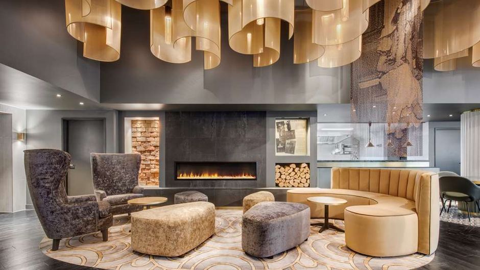 Vibe Hotel Hobart Lobby