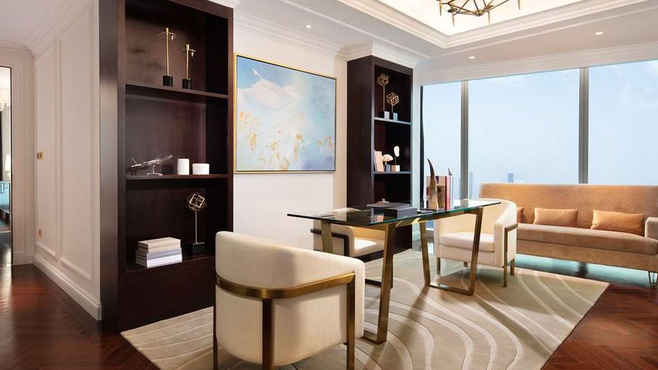The Lixury Hotel Suite