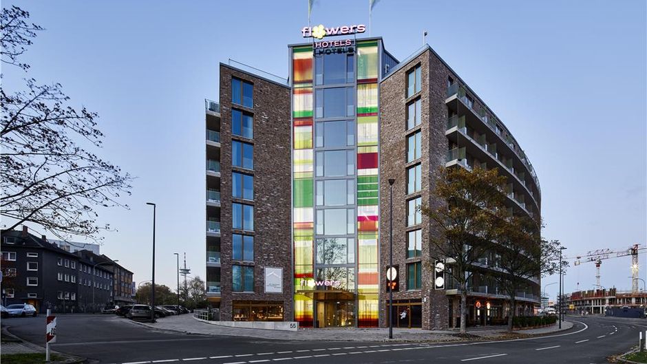 Flowers Hotel Essen Exterior