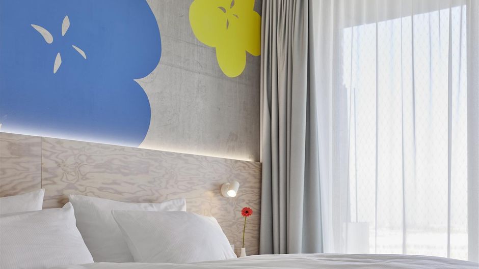 Flowers Hotel Essen Room