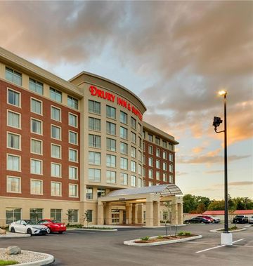 Drury Inn & Suites Lafayette