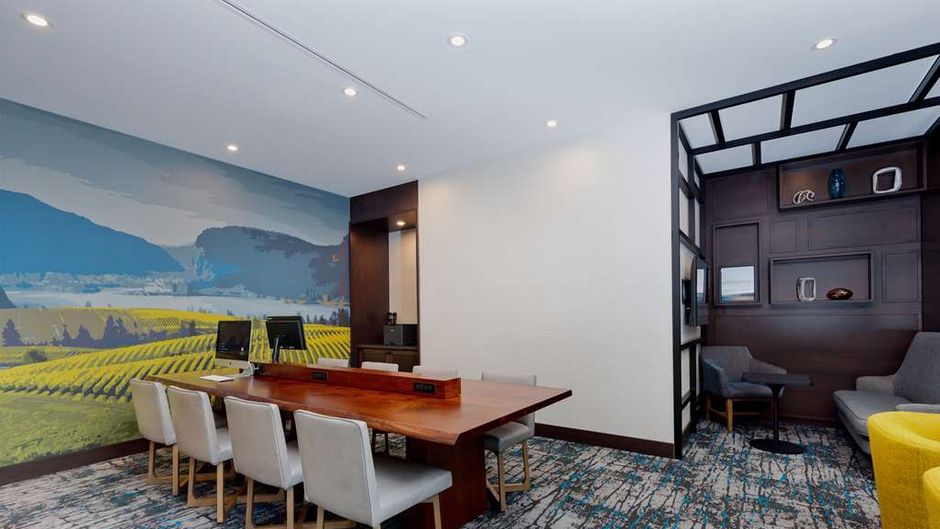 Hyatt Place Kelowna Lobby