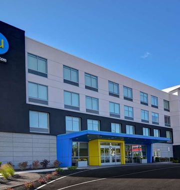 Tru by Hilton Concord