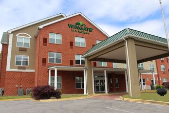 Wingate by Wyndham DC Area