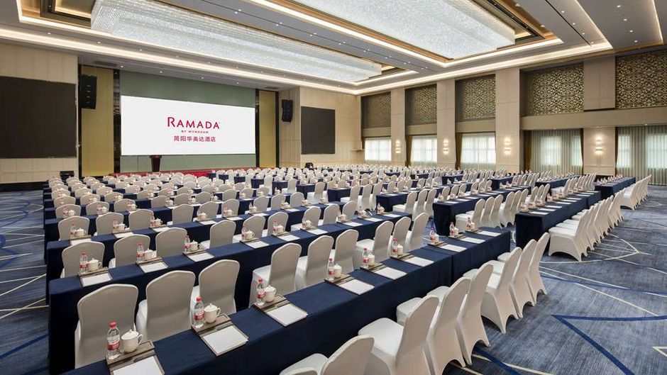 Ramada by Wyndham Jianyang Meeting