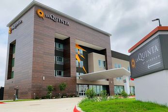 La Quinta Inn & Stes by Wyndham Red Oak