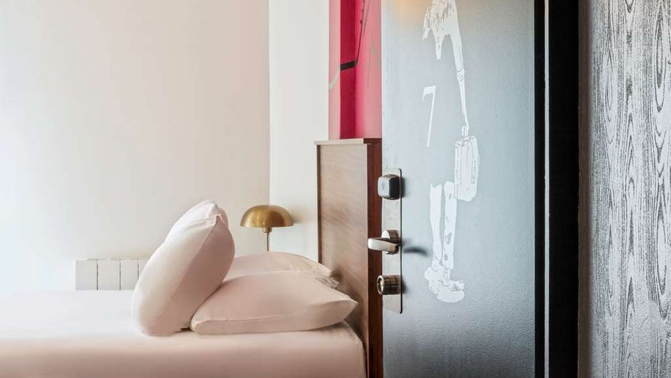 Sure Hotel by Best Western Argentan Room