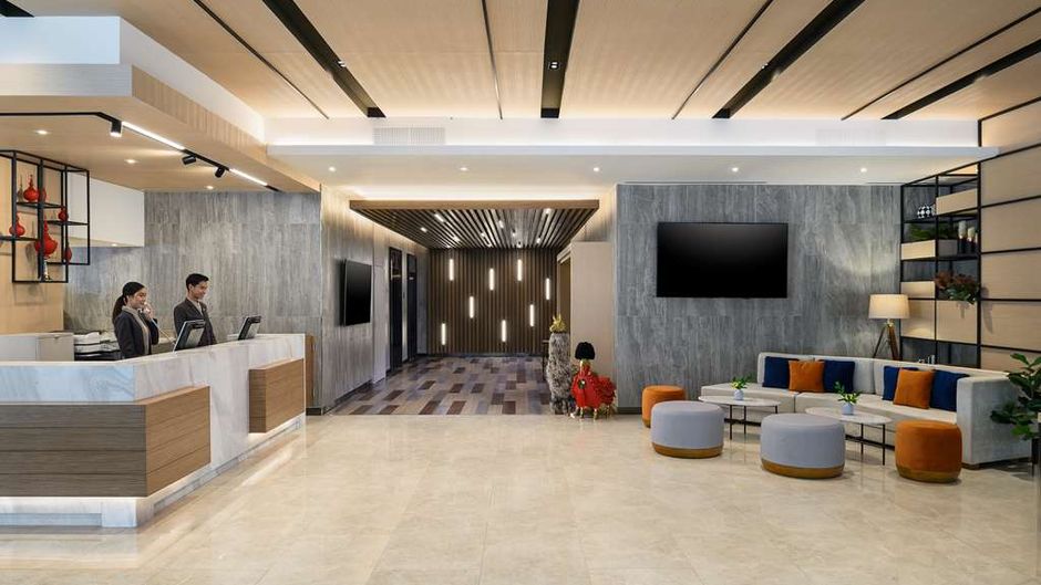 PARKROYAL Suites Bangkok Lobby