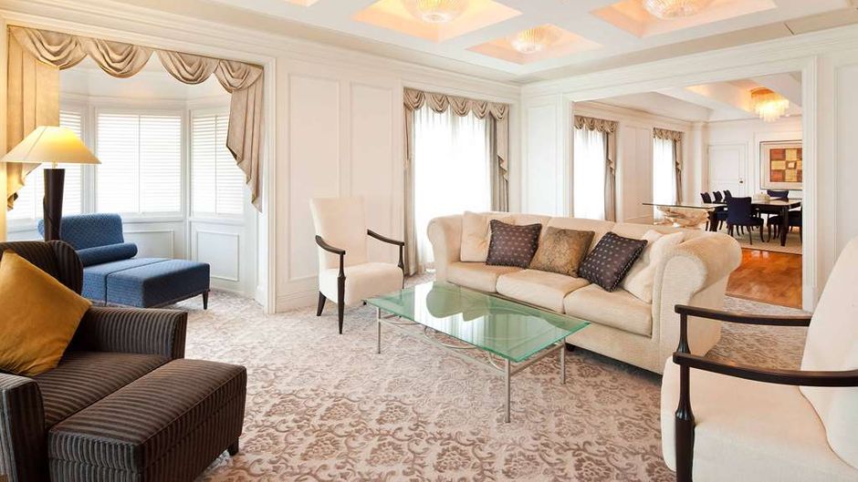 Royal Park Hotel Suite