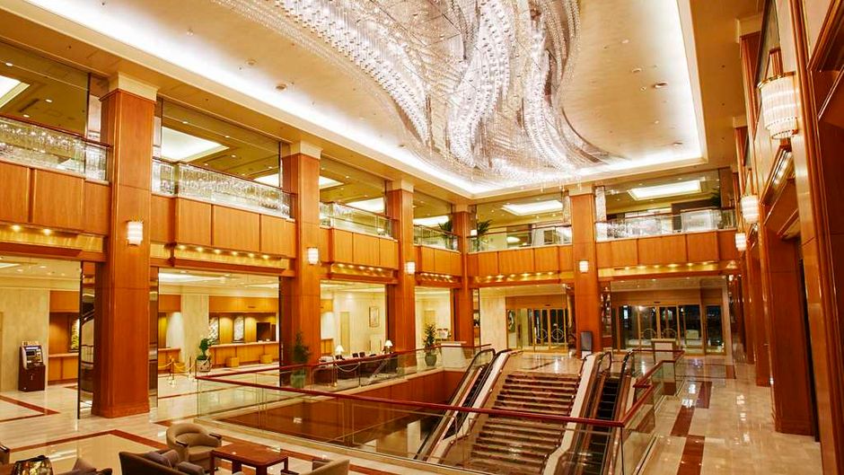 Royal Park Hotel Lobby