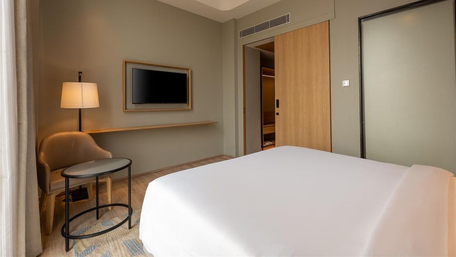 Park Inn by Radisson Jabalpur Suite