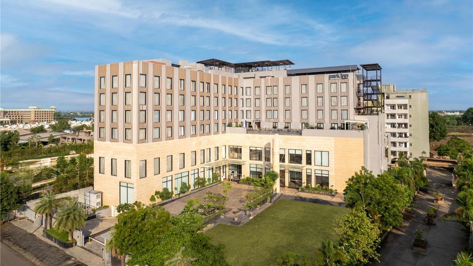 Park Inn by Radisson Jabalpur Exterior