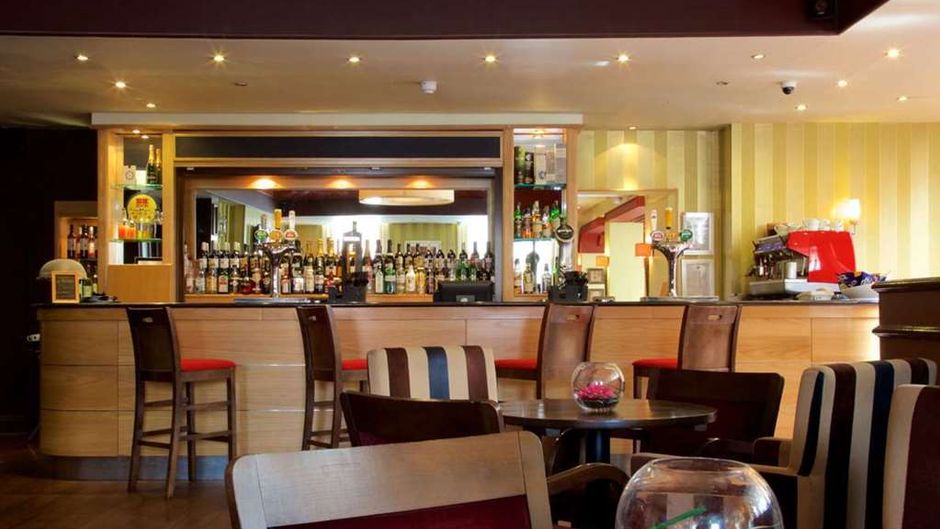 Carlisle, Sure Hotel Collection by BW Restaurant