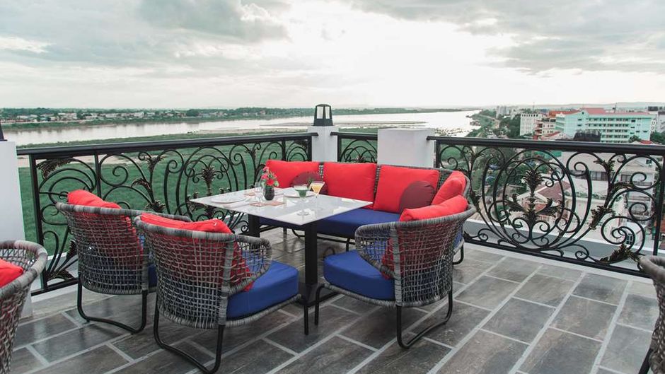 La Seine Hotel By Burasari Restaurant