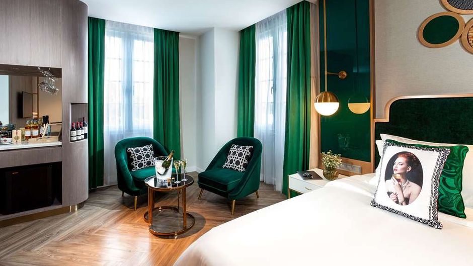 La Seine Hotel By Burasari Room