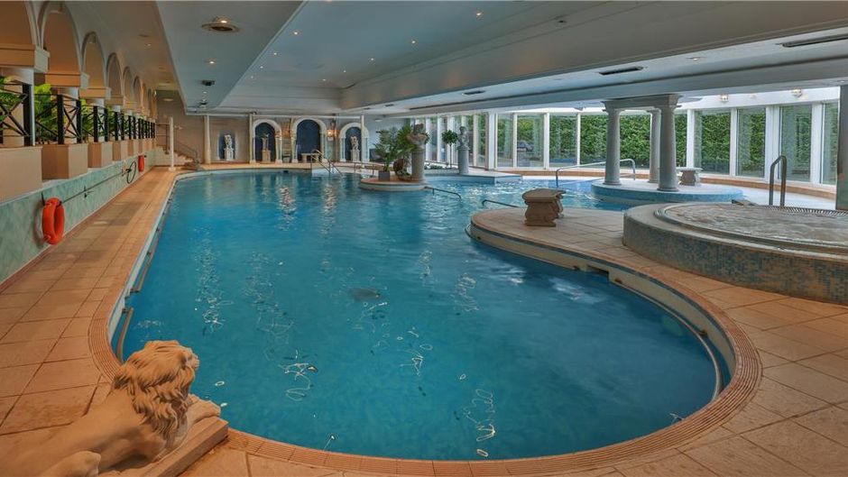 Derby Mickleover BW Signature Collection Pool