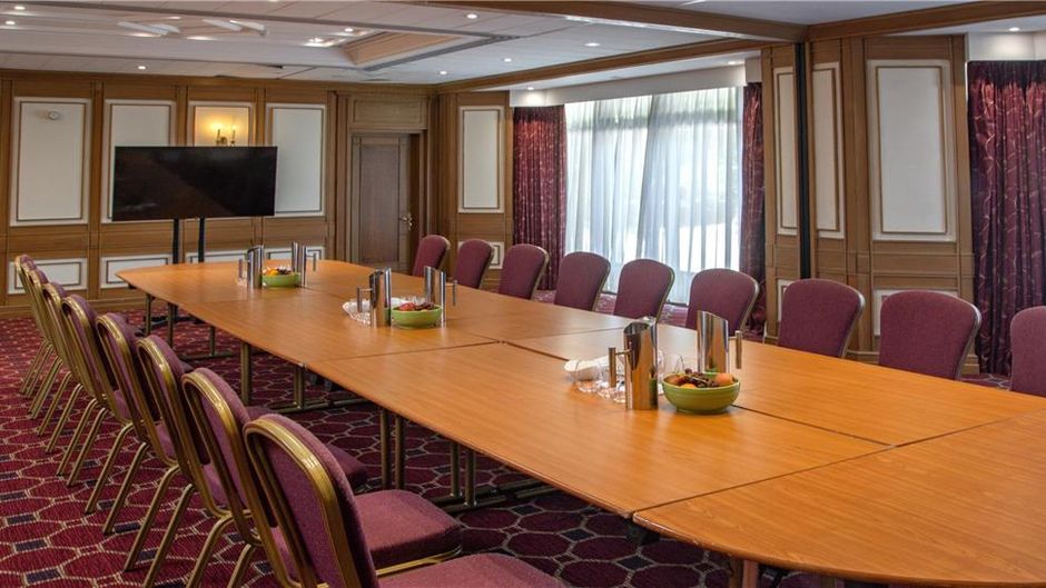 Derby Mickleover BW Signature Collection Meeting