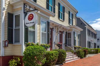 Essex Street Inn
