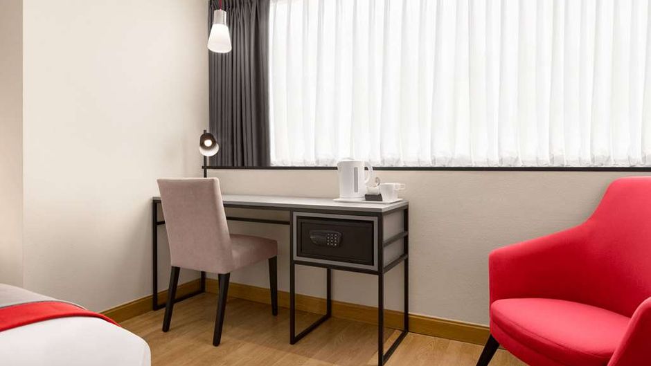 Ramada by Wyndham Madrid Tres Cantos Room