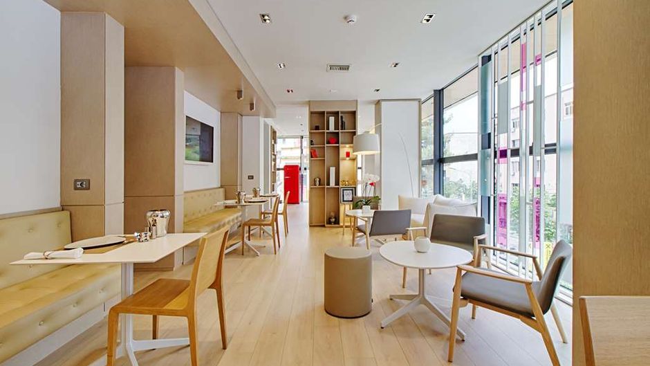 The Rooms Apartments Tirana Restaurant