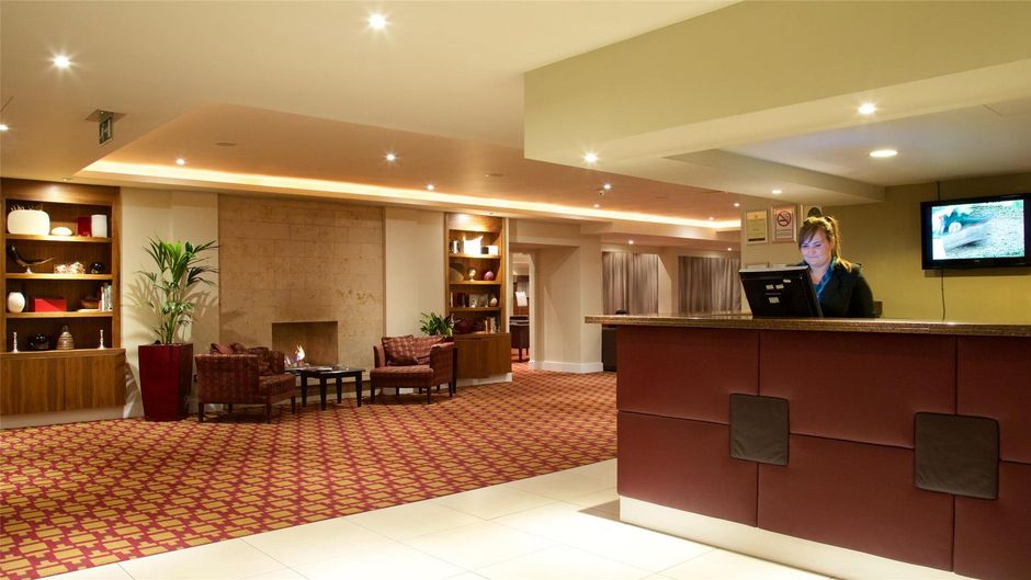 Aberdeen Airport Sure Hotel Coll by BW Exterior