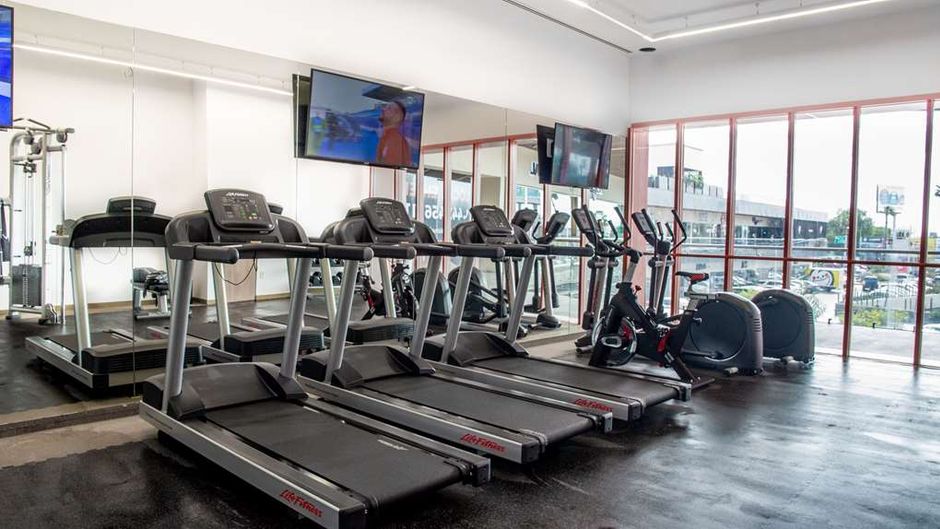 Stadia Suites Queretaro Health