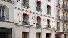 Le Belgrand Paris Champs, Tapestry Coll