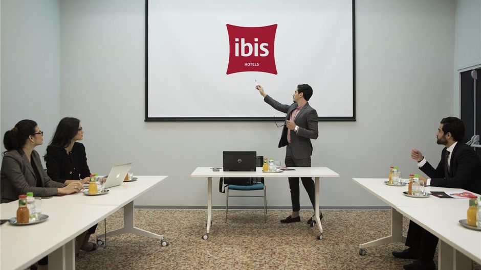 Ibis Abdelmoumen Casa Centre Meeting