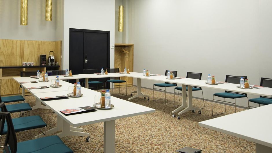Ibis Abdelmoumen Casa Centre Meeting