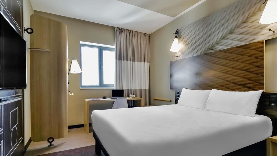 Ibis Aktobe Room