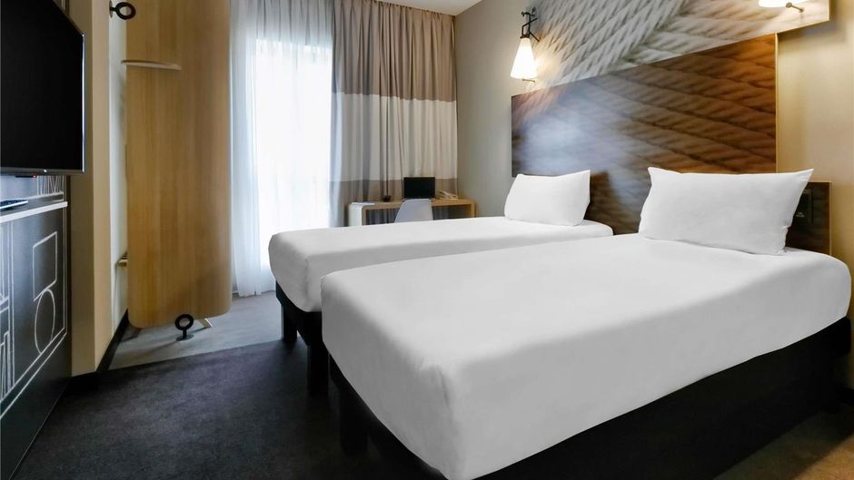 Ibis Aktobe Room