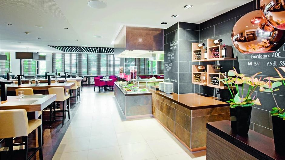 Moevenpick Hotel Zurich-Airport Restaurant