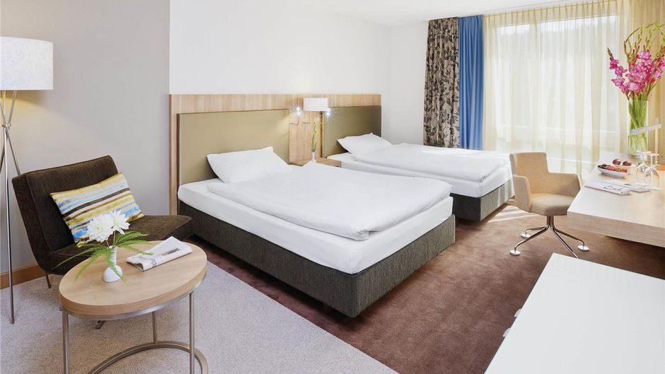 Moevenpick Hotel Zurich-Regensdorf Room