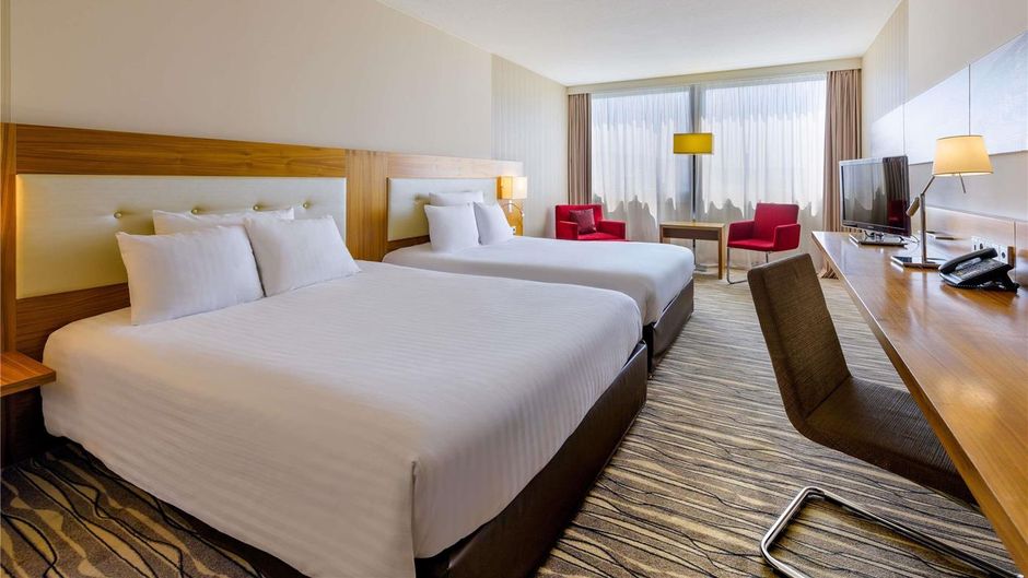 Movenpick Hotel Geneva Room