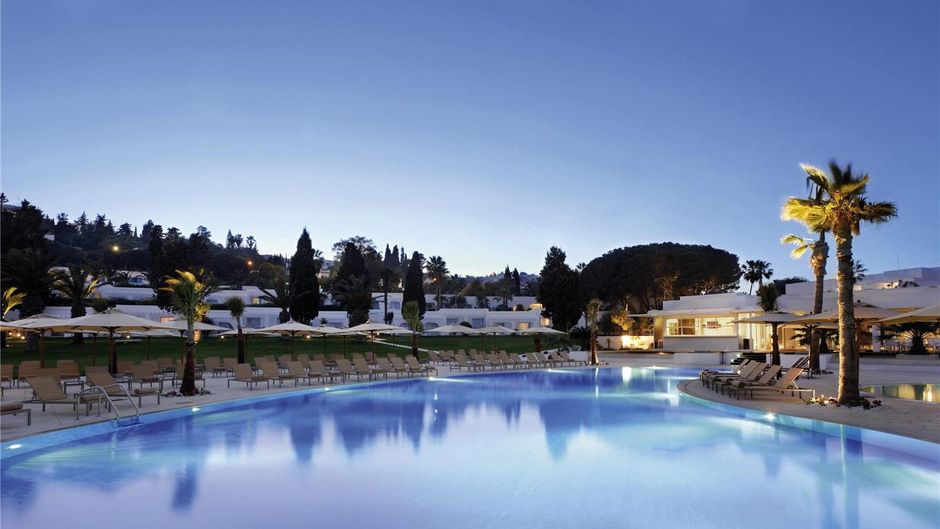 Moevenpick Hotel Gammarth Tunis Pool