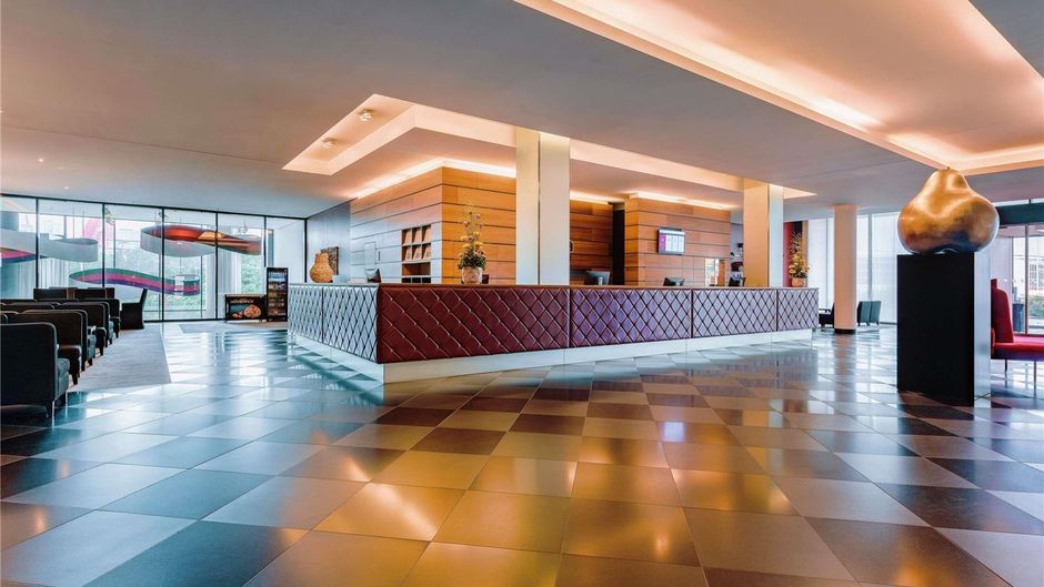 Moevenpick Stuttgart Airport Exterior