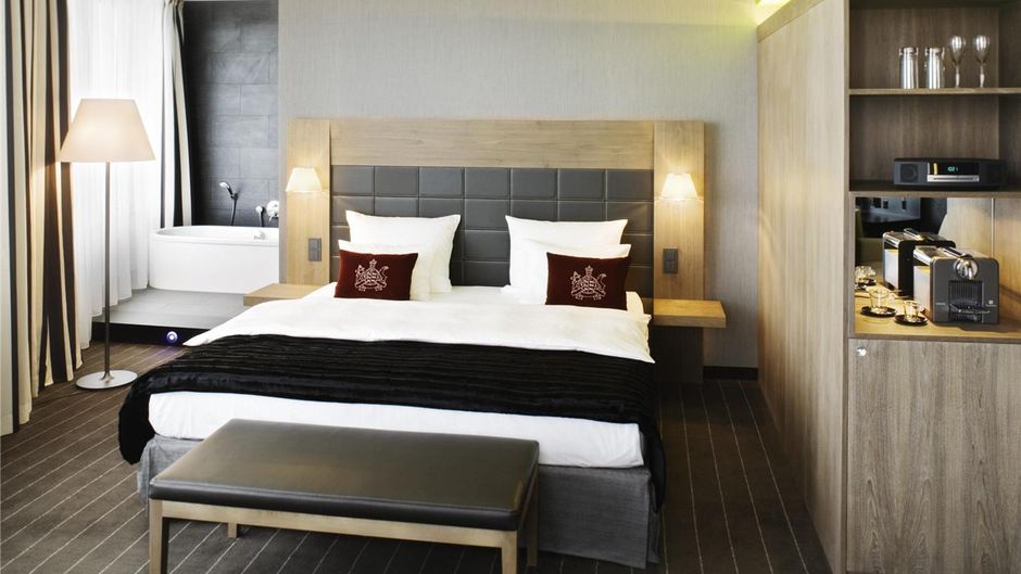 Moevenpick Stuttgart Airport Suite