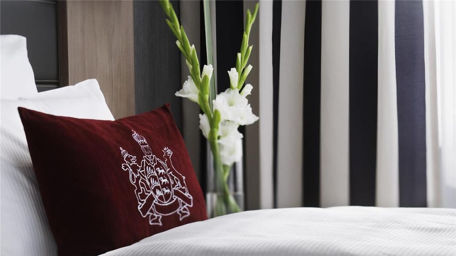 Moevenpick Stuttgart Airport Room