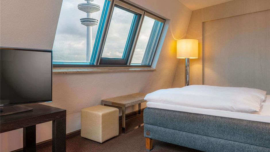 Moevenpick Hotel Hamburg Suite