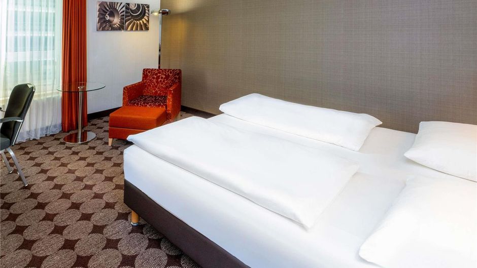 Moevenpick Hotel Nuremberg-Airport Room