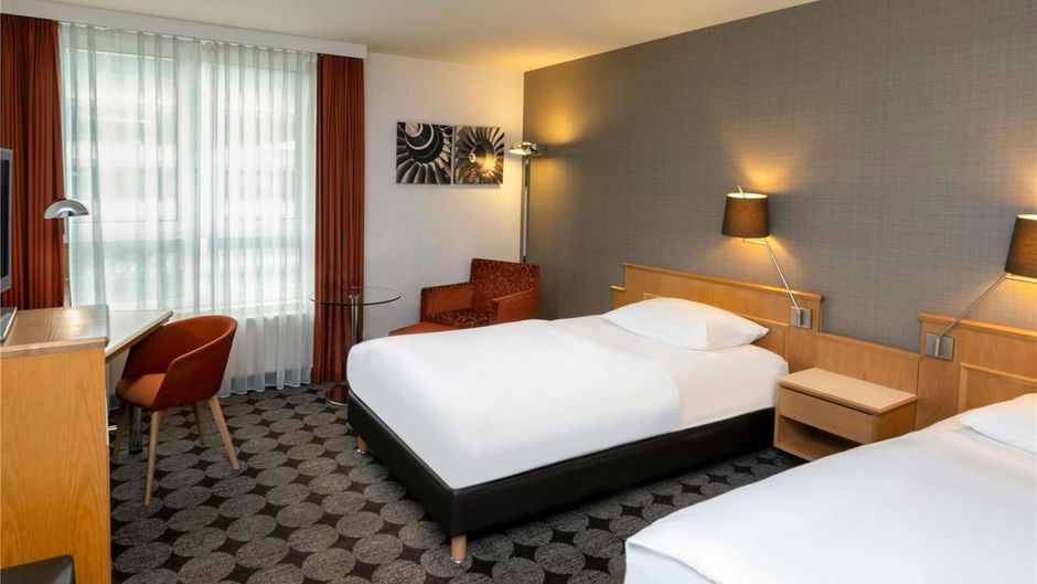 Moevenpick Hotel Nuremberg-Airport Room