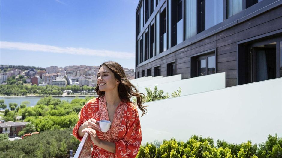 Moevenpick Hotel Istanbul Golden Horn Exterior