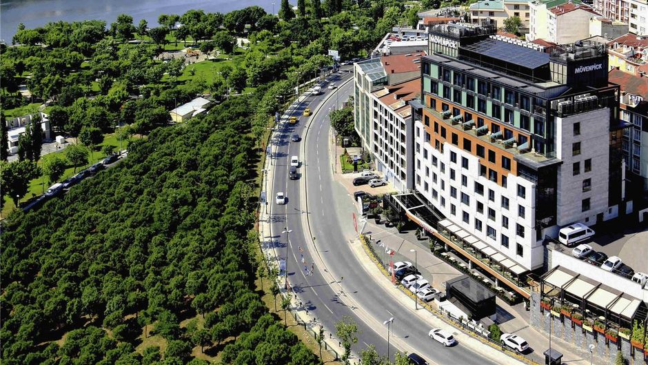 Moevenpick Hotel Istanbul Golden Horn Exterior