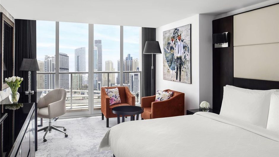 Moevenpick Hotel Jumeirah Lakes Towers Room