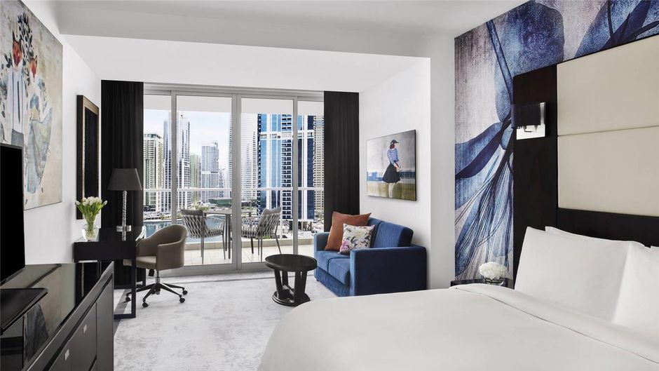 Moevenpick Hotel Jumeirah Lakes Towers Exterior